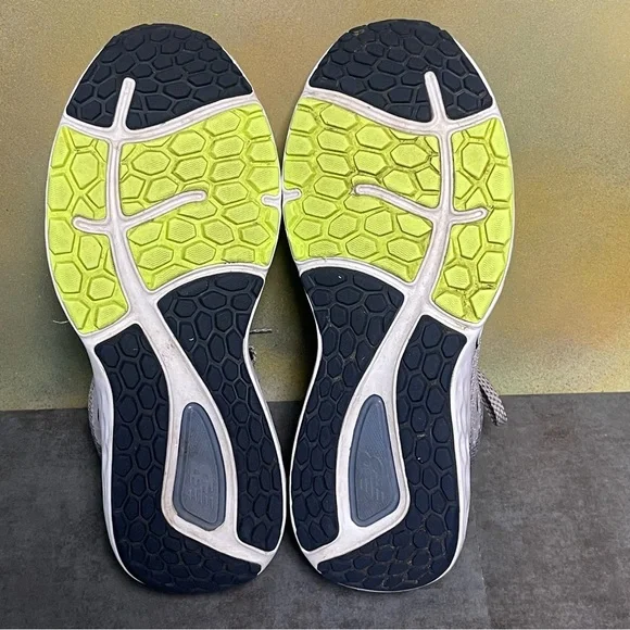 New Balance Fresh Foam 680 V7 Light Brown/Gray Women's Running Shoes Size 9.5B - Picture 13 of 16